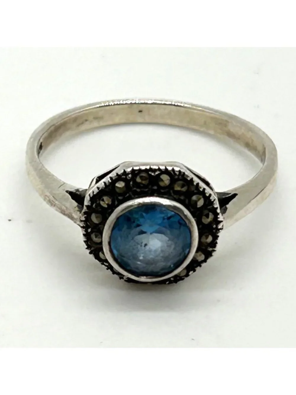 Vintage 925 Sterling Silver Blue Stone & Marcasite Halo Ring Size 6